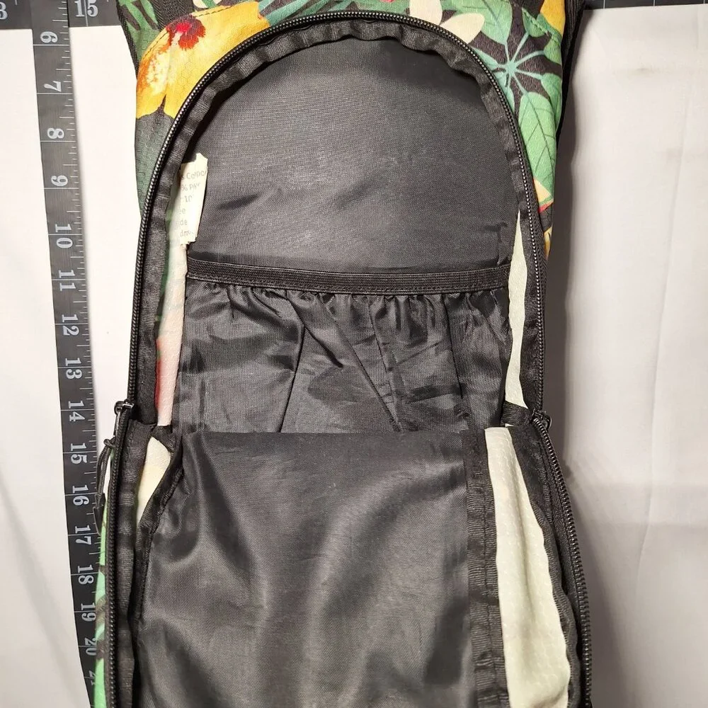 Vibedration Hydration Backpack w/o bladder - Tropical - Used